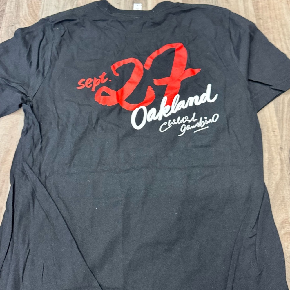 MWOT Size M Childish Gambino Tour T-Shirt‎ Unisex Black Brand
